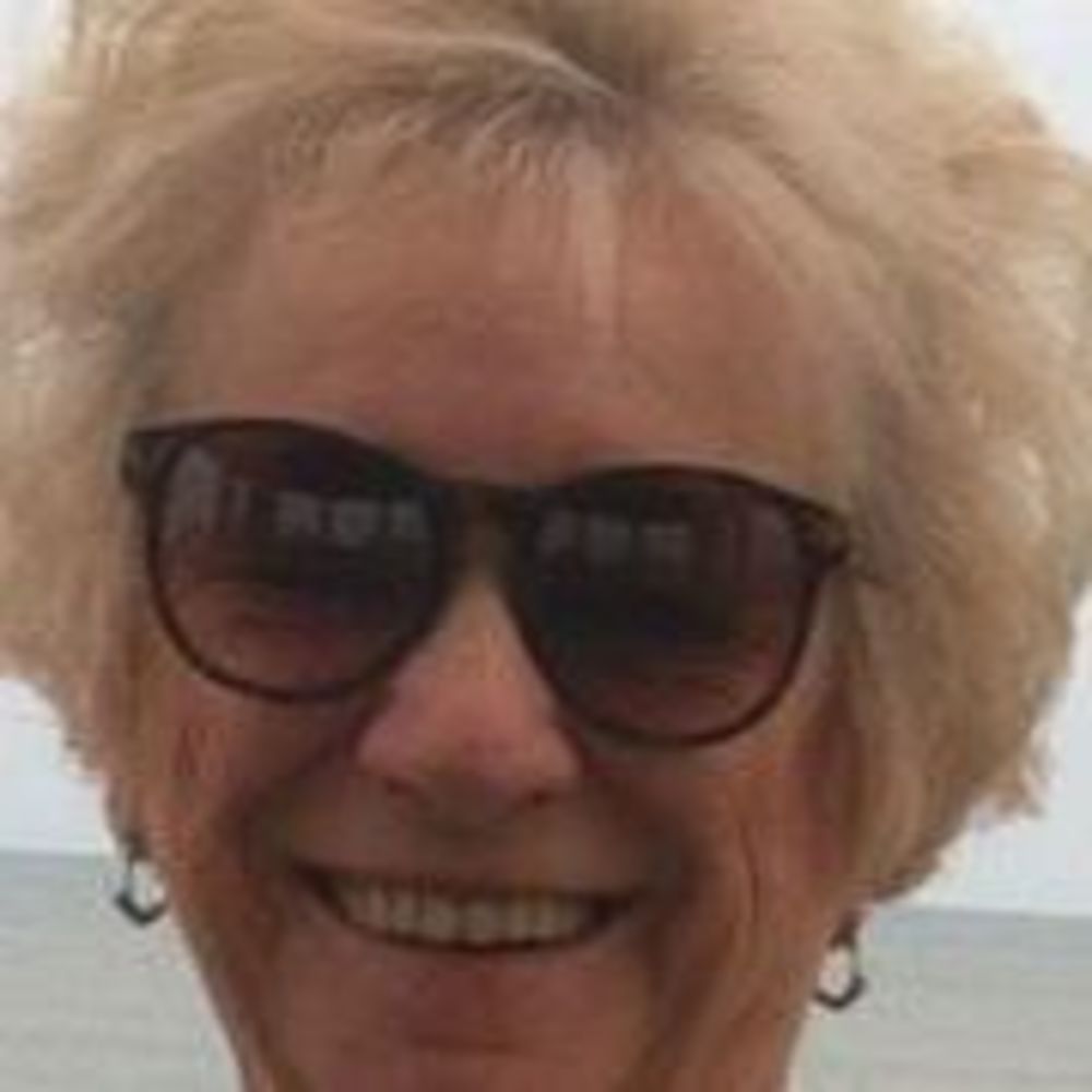 Meet your Posher, Carolyn